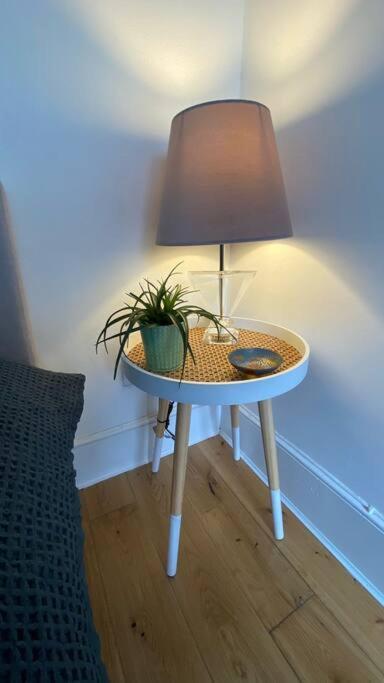 2 Bedroom Flat In Camberwell Green - Central Location With Excellent Connections To Tourist Attractions And Main London Airports ภายนอก รูปภาพ