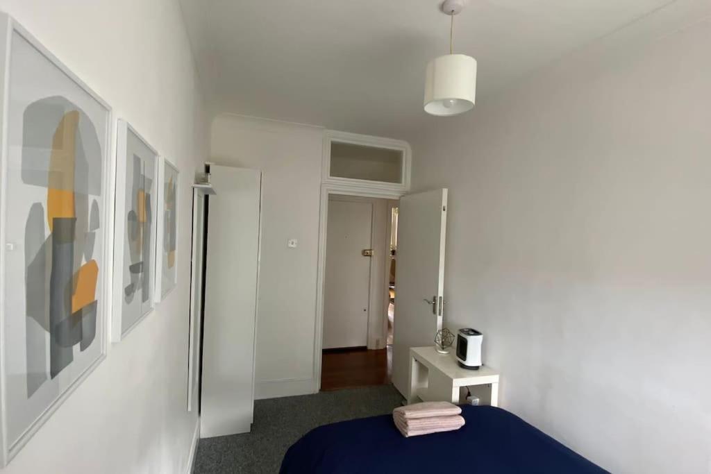 2 Bedroom Flat In Camberwell Green - Central Location With Excellent Connections To Tourist Attractions And Main London Airports ภายนอก รูปภาพ
